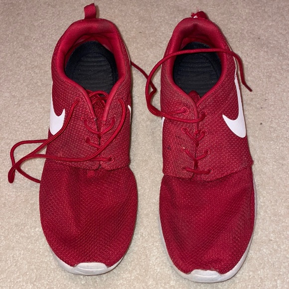 Nike Shoes - Red Nike Roshes